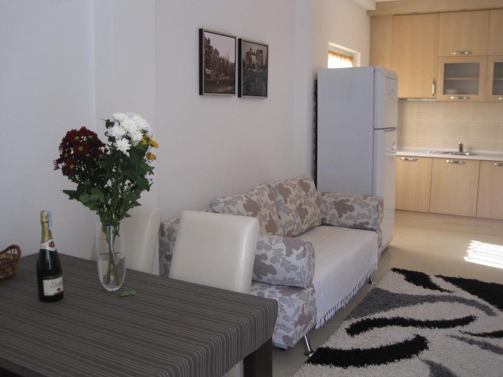 Monterus Becici Apartments Будва Экстерьер фото
